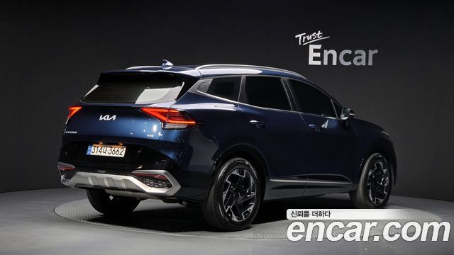 Kia Sportage (V) Gasoline 1.6 Turbo 4WD Signature 2023 — фото 2