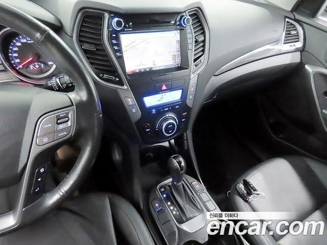 Hyundai Santa Fe (DM) Diesel(e-VGT) 2.0 2WD Premium 2015 — фото 10