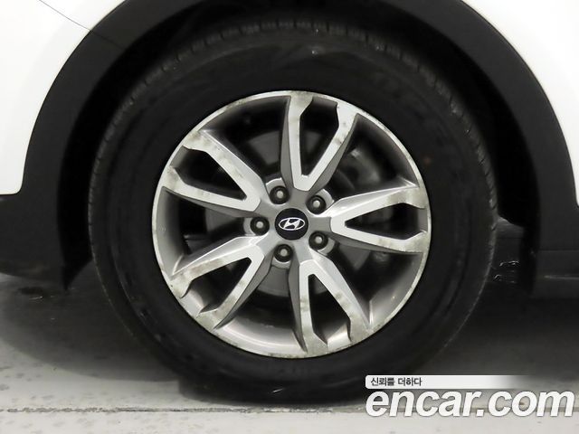 Hyundai Santa Fe (DM) Diesel(e-VGT) 2.0 2WD Premium 2015 — фото 24