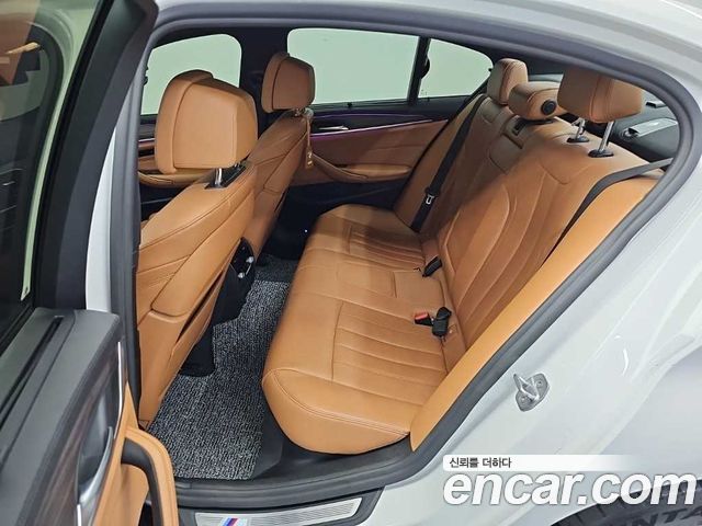 BMW 5 Series (G30) 520d M Sport Package Plus 2017 — фото 16