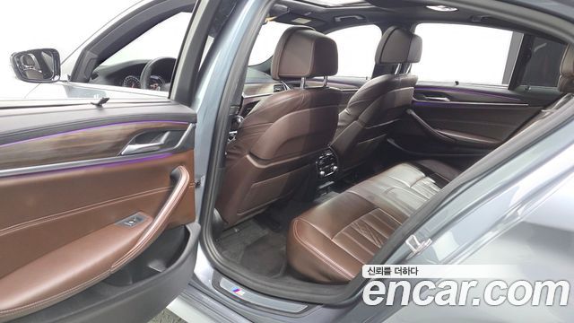 BMW 5 Series (G30) 530i M Sport Package Plus 2018 — фото 11