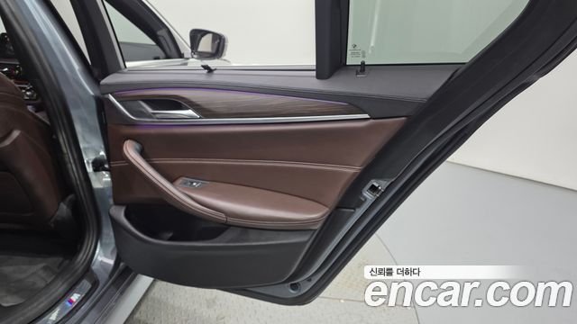 BMW 5 Series (G30) 530i M Sport Package Plus 2018 — фото 25