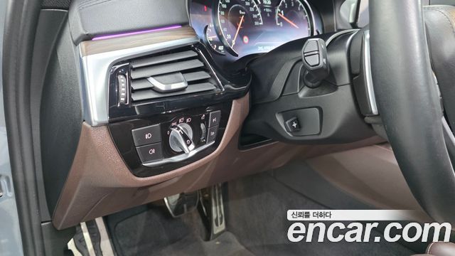 BMW 5 Series (G30) 530i M Sport Package Plus 2018 — фото 27