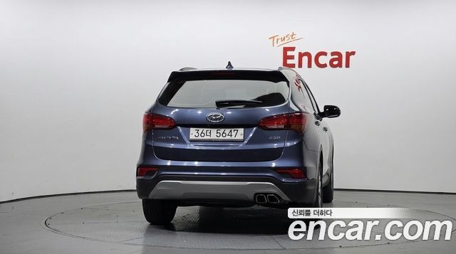 Hyundai Santa Fe The Prime Diesel 2.0 2WD Premium 2018 — фото 4