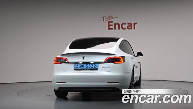 Tesla Model 3 Long Range AWD 2022 — фото 4