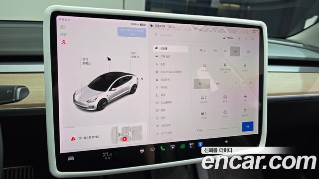 Tesla Model 3 Long Range AWD 2022 — фото 18