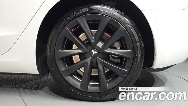 Tesla Model 3 Long Range AWD 2022 — фото 21