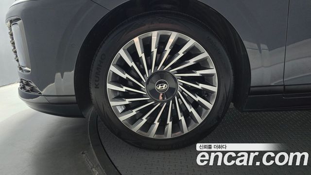 Hyundai Grandeur Hybrid (GN7) Calligraphy 2023 — фото 5
