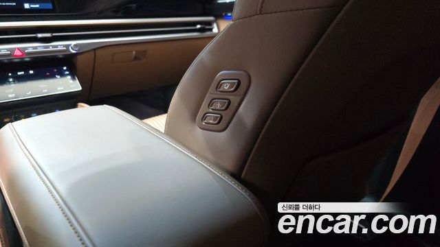 Hyundai Grandeur Hybrid (GN7) Calligraphy 2023 — фото 31