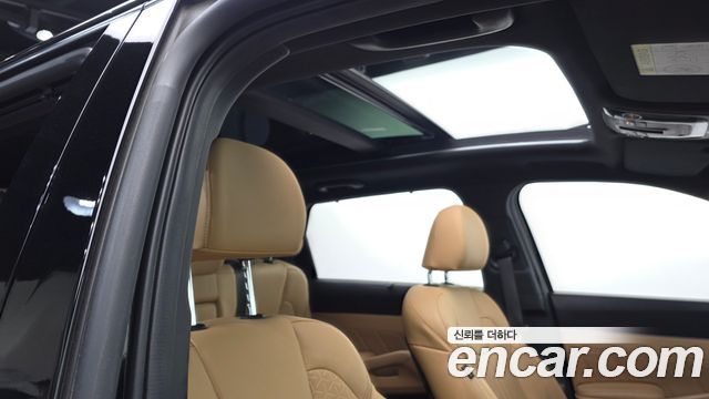 Kia Sorento (IV) HEV 1.6 2WD Noblesse 2023 — фото 17