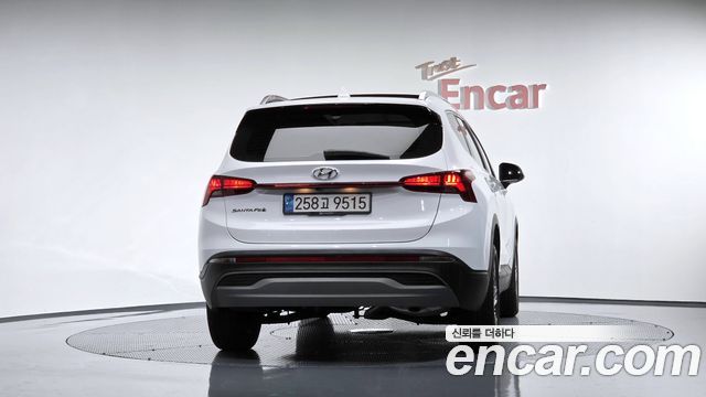 Hyundai Santa Fe Diesel 2.2 2WD Exclusive 2023 — фото 4