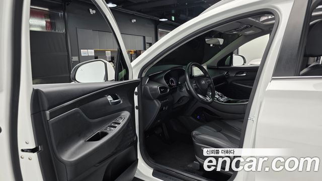 Hyundai Santa Fe Diesel 2.2 2WD Exclusive 2023 — фото 10