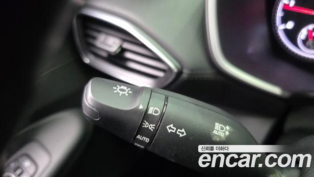 Hyundai Santa Fe Diesel 2.2 2WD Exclusive 2023 — фото 28