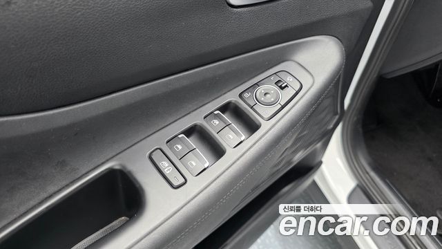 Hyundai Santa Fe Diesel 2.2 2WD Exclusive 2023 — фото 30