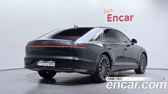 Hyundai Grandeur Hybrid (GN7) Calligraphy 2024 — фото 2