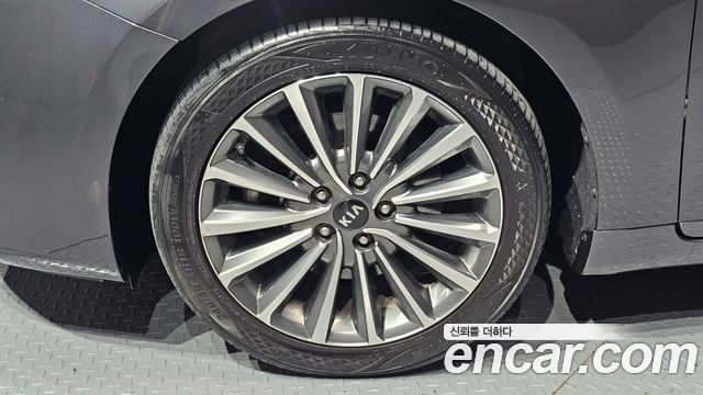 Kia K7 3.0 LPI Luxury (Rental Car) 2019 — фото 5