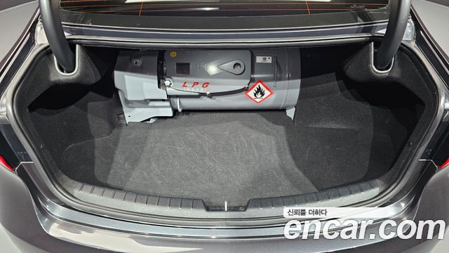 Kia K7 3.0 LPI Luxury (Rental Car) 2019 — фото 32