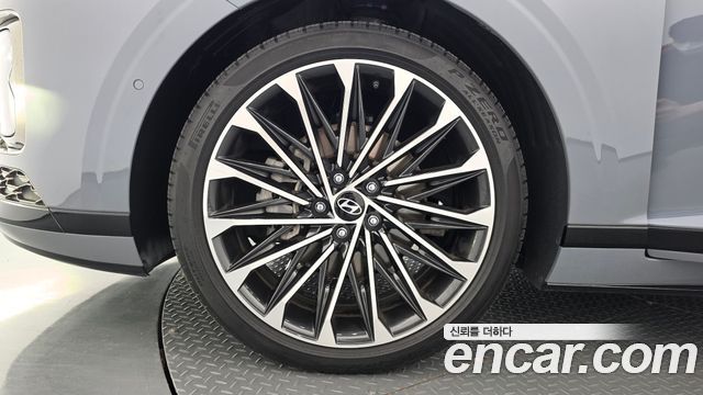 Hyundai Grandeur (GN7) 2,5 Gasoline 2WD Calligraphy 2023 — фото 5