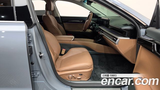Hyundai Grandeur (GN7) 2,5 Gasoline 2WD Calligraphy 2023 — фото 26