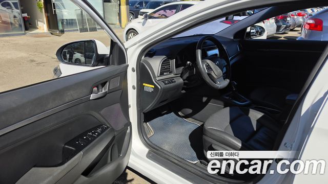 Hyundai Avante (AD) 1.6 GDI Smart 2017 — фото 10