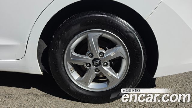 Hyundai Avante (AD) 1.6 GDI Smart 2017 — фото 21