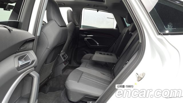 Audi Q5 (80A) 45 TFSI Quattro Sportback S Line 2025 — фото 12