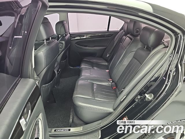 Hyundai Genesis BH 330 Luxury Standard 2012 — фото 16