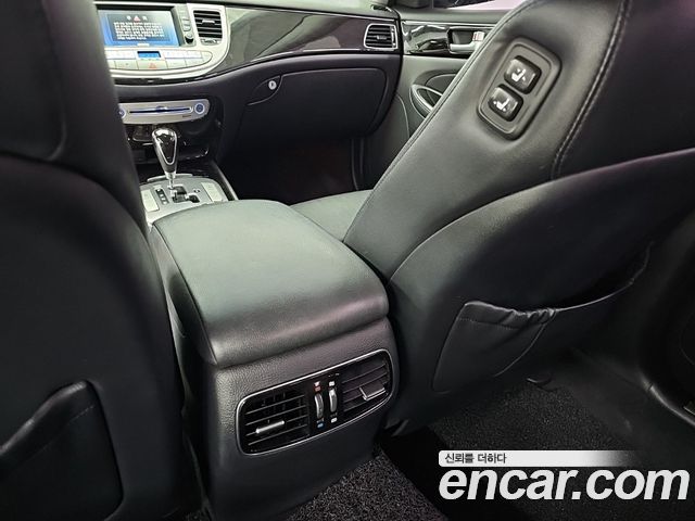 Hyundai Genesis BH 330 Luxury Standard 2012 — фото 17