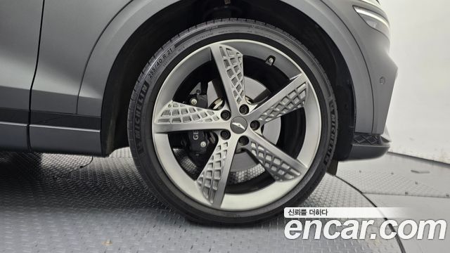 Genesis GV70 2.5T Gasoline 2WD 2023 — фото 21
