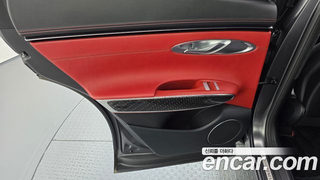 Genesis GV70 2.5T Gasoline 2WD 2023 — фото 25