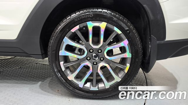 KG Mobility (SsangYong) Torres Gasoline 1.5 2WD TV7 2025 — фото 21
