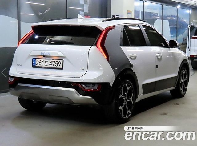 Kia Niro Signature 2022 — фото 4