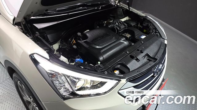 Hyundai Santa Fe (DM) Diesel(e-VGT) 2.0 4WD Exclusive Special 2015 — фото 6