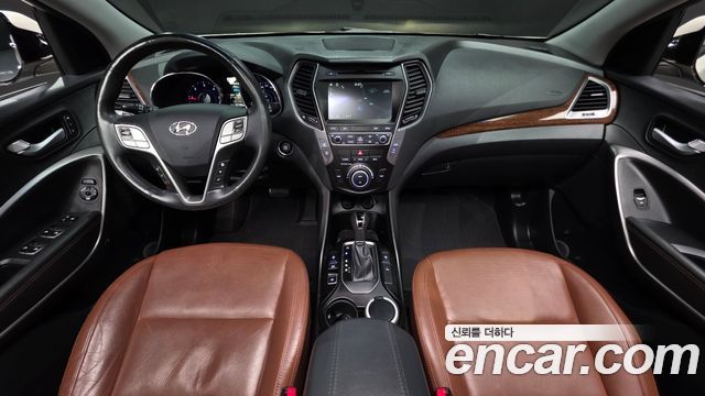 Hyundai Santa Fe (DM) Diesel(e-VGT) 2.0 4WD Exclusive Special 2015 — фото 7