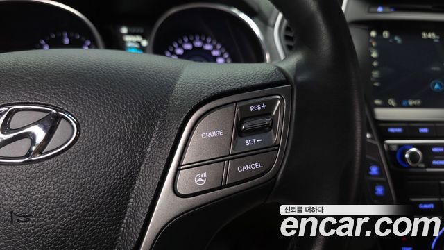 Hyundai Santa Fe (DM) Diesel(e-VGT) 2.0 4WD Exclusive Special 2015 — фото 18