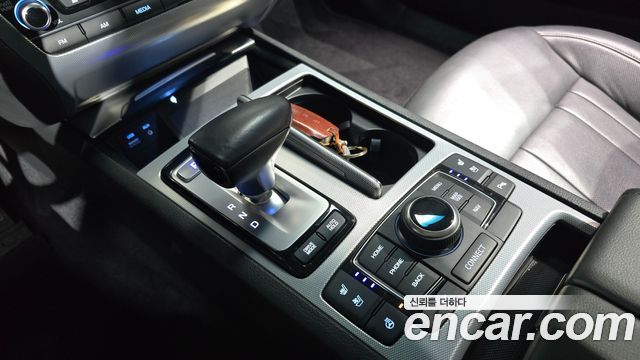 Genesis G80 3.3 GDI AWD Premium Luxury 2018 — фото 9