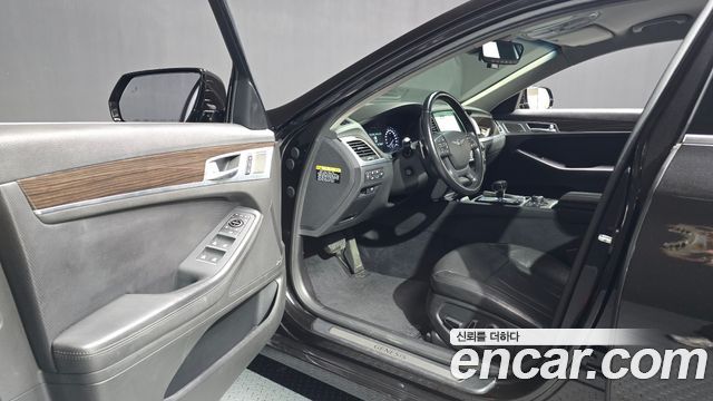 Genesis G80 3.3 GDI AWD Premium Luxury 2018 — фото 10
