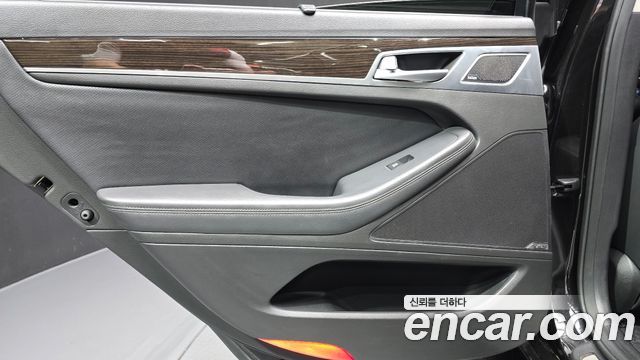 Genesis G80 3.3 GDI AWD Premium Luxury 2018 — фото 25