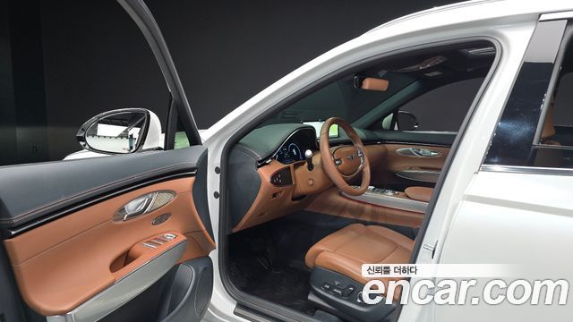 Genesis GV70 2.5T Gasoline 2WD 2024 — фото 10