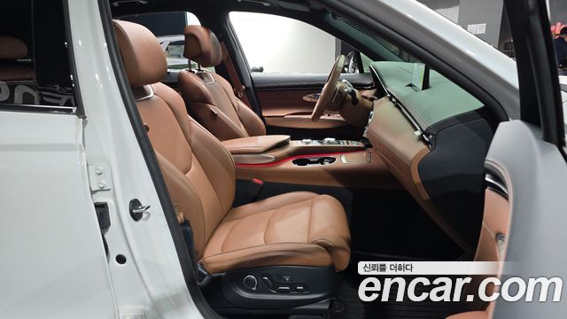 Genesis GV70 2.5T Gasoline 2WD 2024 — фото 12
