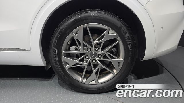 Genesis GV70 2.5T Gasoline 2WD 2024 — фото 21