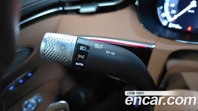 Genesis GV70 2.5T Gasoline 2WD 2024 — фото 33