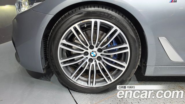 BMW 5 Series (G30) 530i M Sport Package Plus 2019 — фото 5