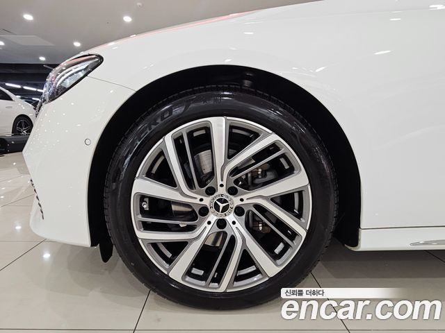Mercedes-Benz E-Class (W214) E220d 4MATIC Exclusive 2024 — фото 5