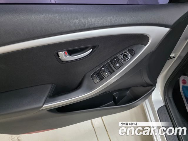 Hyundai i30 (New) 1.6 GDI Unique 2014 — фото 15