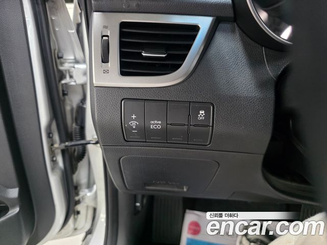 Hyundai i30 (New) 1.6 GDI Unique 2014 — фото 16