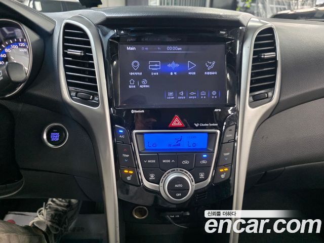 Hyundai i30 (New) 1.6 GDI Unique 2014 — фото 18