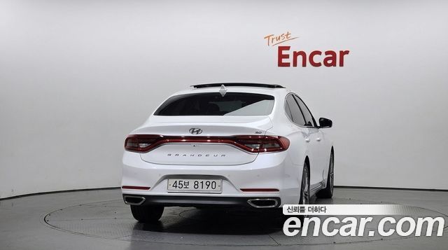 Hyundai Grandeur (IG) 3.0 Exclusive Special 2018 — фото 4