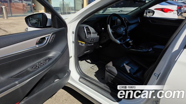 Hyundai Grandeur (IG) 3.0 Exclusive Special 2018 — фото 10