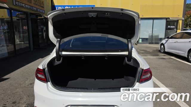Hyundai Grandeur (IG) 3.0 Exclusive Special 2018 — фото 18